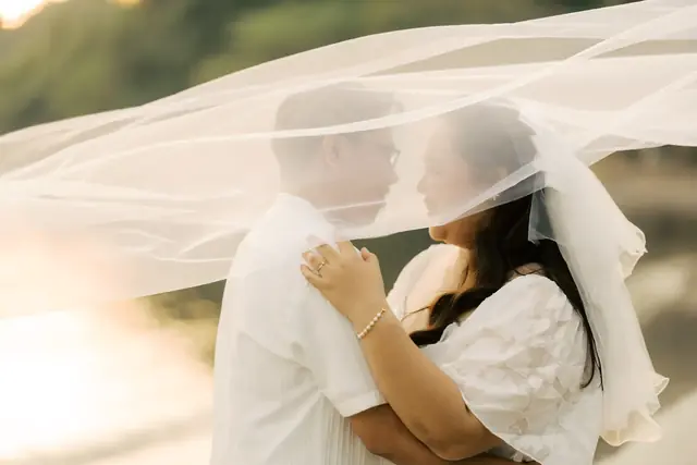 Under the veil